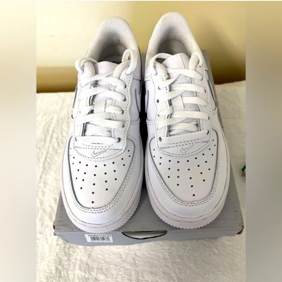 Nike Air Force one - Picture 2 of 4